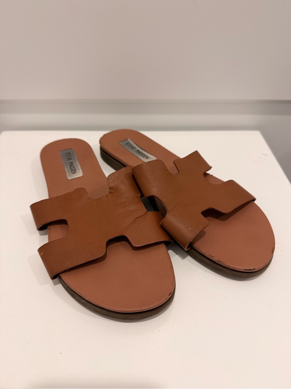 Steve Madden Tan Leather Cutout Slide Sandals